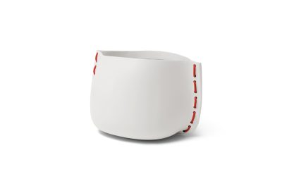 Blinde Design Stitch 50 bone with red rope